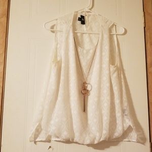 Iz byer white tank top blouse size XL